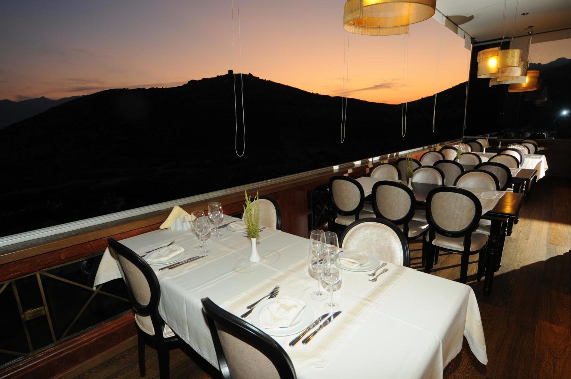 Philippeio Hotel Krinídhes Екстериор снимка