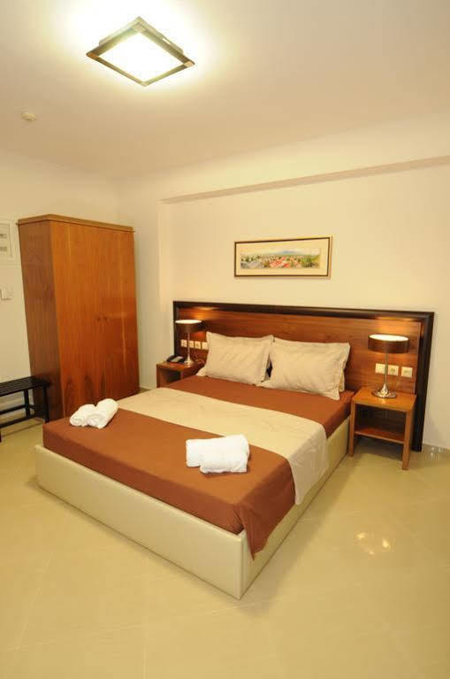 Philippeio Hotel Krinídhes Екстериор снимка
